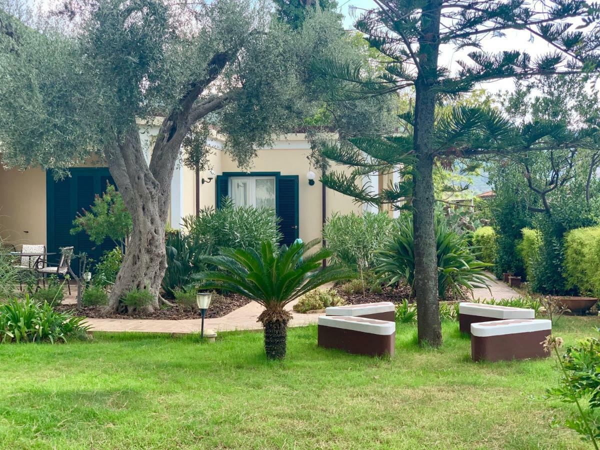 Villino Eleonora Bed and Breakfast Parghelia Eksteriør billede